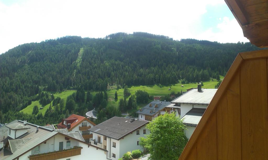 Hotel Garni Romantika Serfaus Pokój zdjęcie
