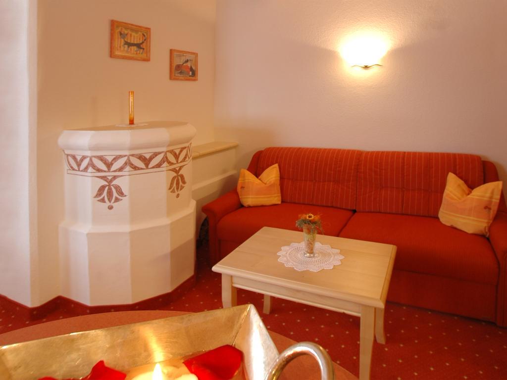 Hotel Garni Romantika Serfaus Pokój zdjęcie