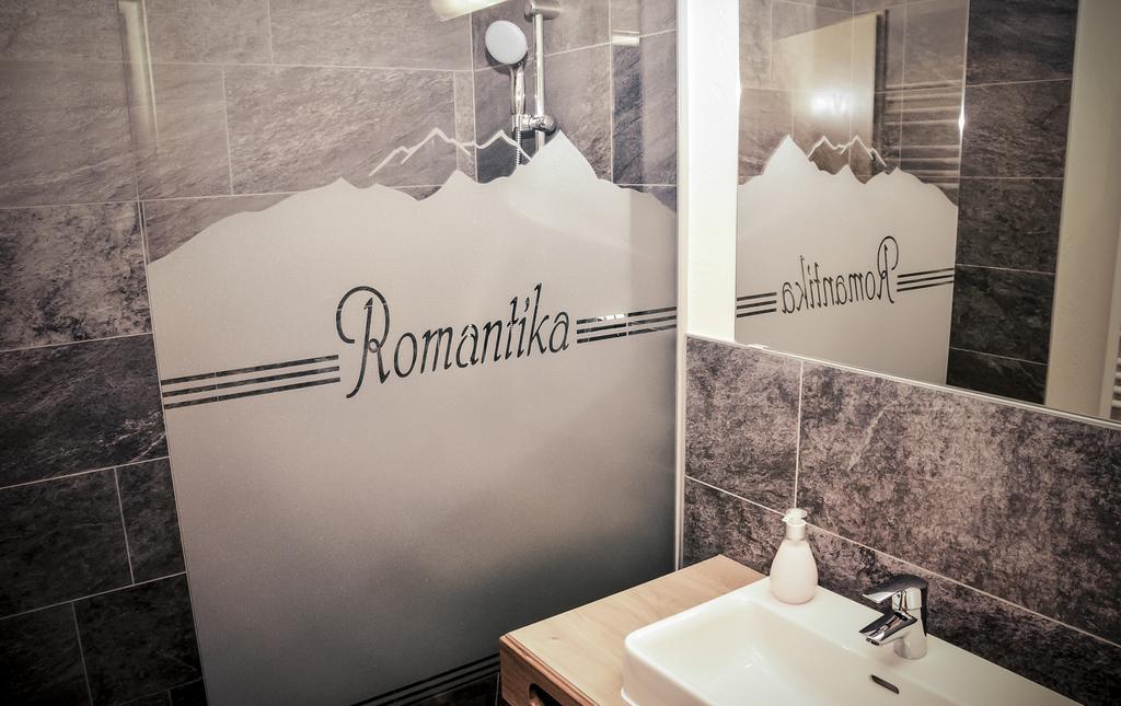 Hotel Garni Romantika Serfaus Zewnętrze zdjęcie